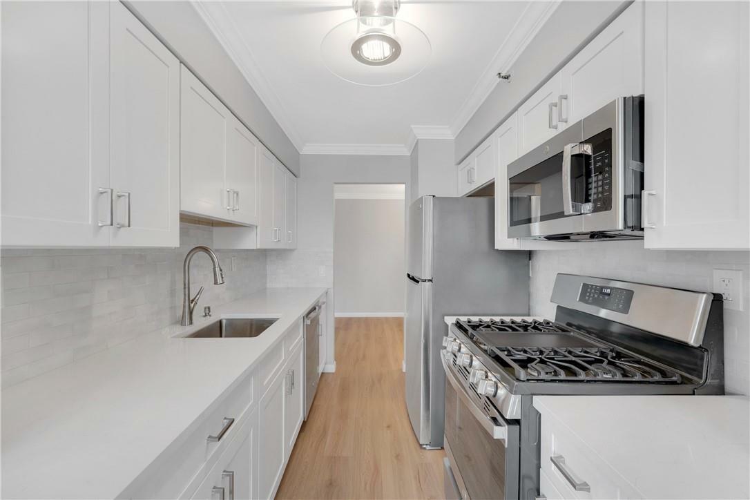 Property Photo:  14 Nosband Avenue 5K  NY 10605 