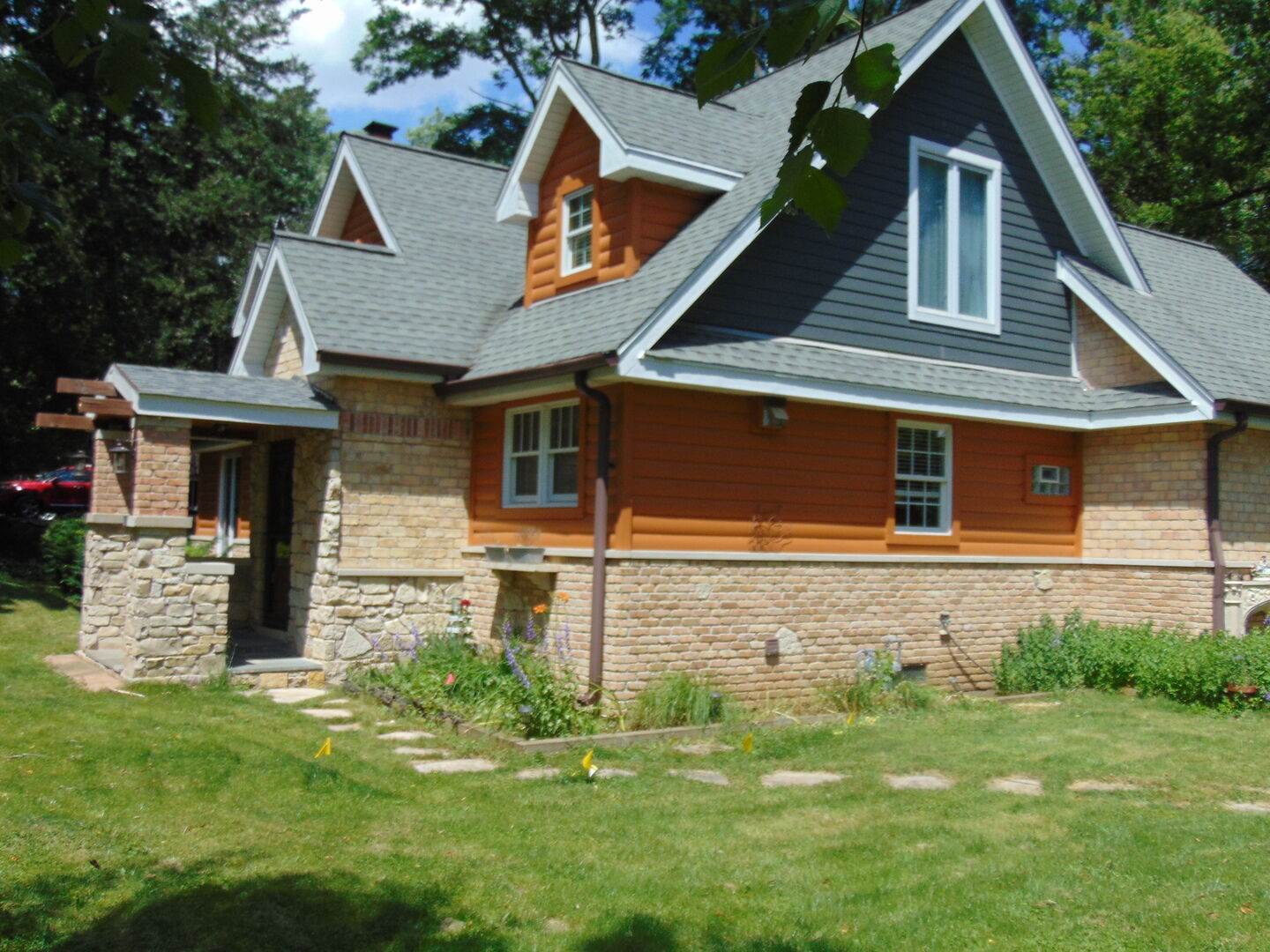 Property Photo: 3 Valley Drive IL 60013