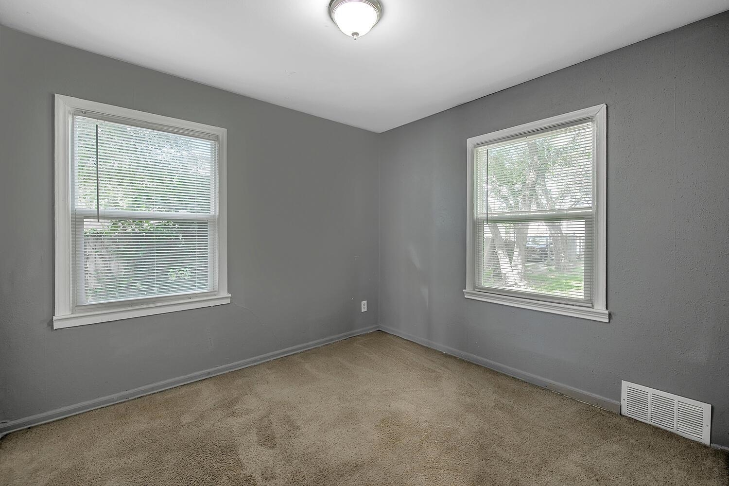 Property Photo:  2213 N Prince St  KS 67219 