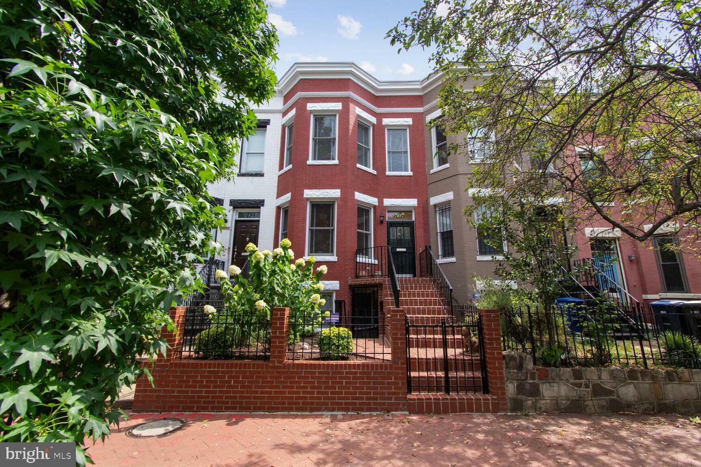 Property Photo:  507 G Street NE  DC 20002 