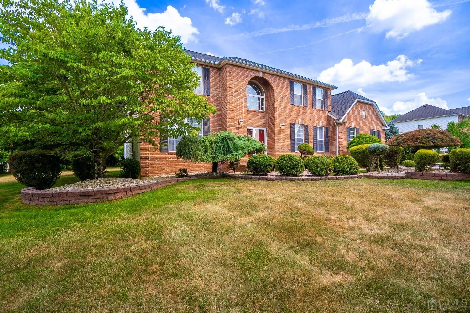 Property Photo: 14 Magnolia Court NJ 08831