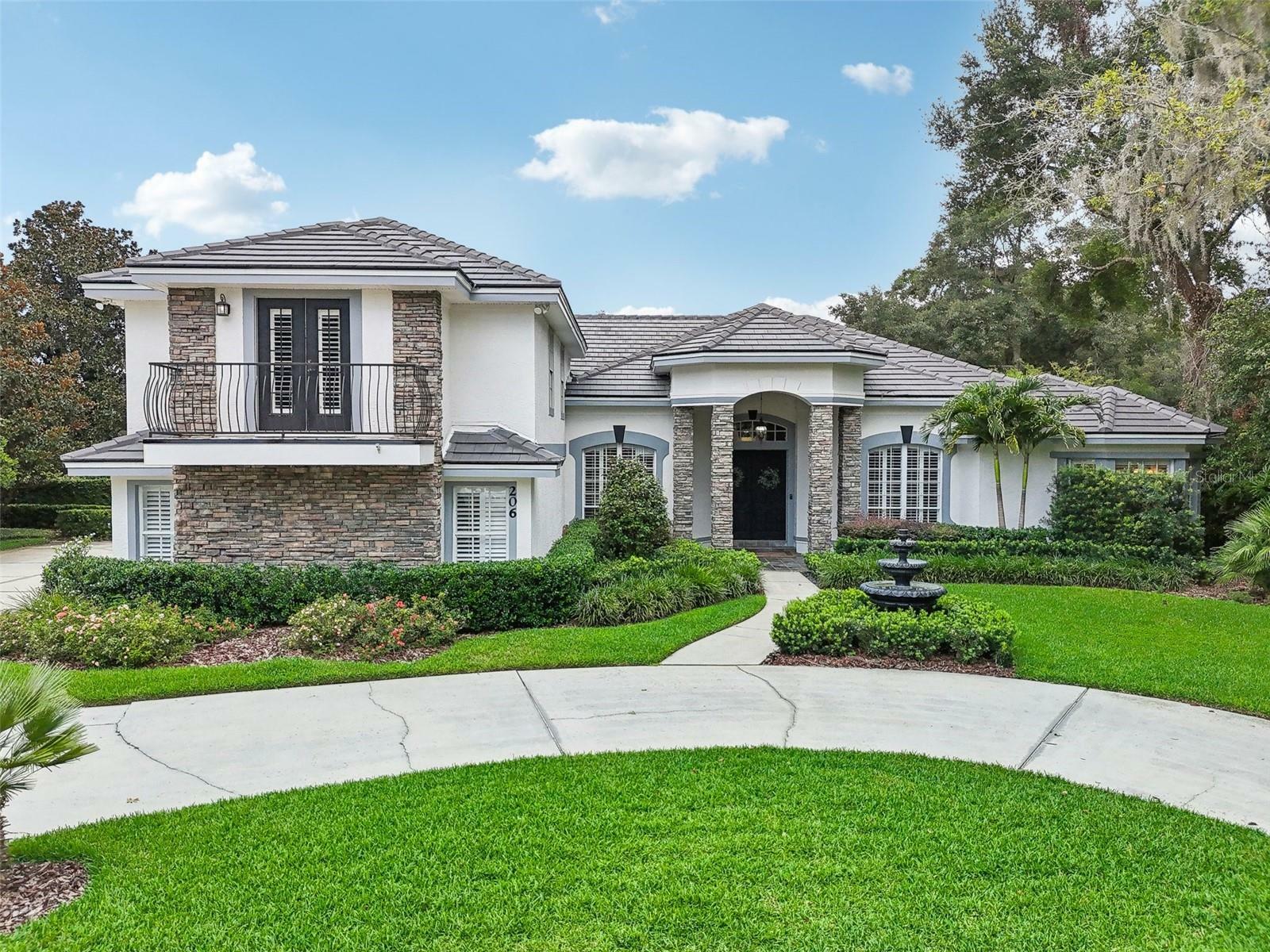 Property Photo:  206 Arrowhead Court  FL 32708 