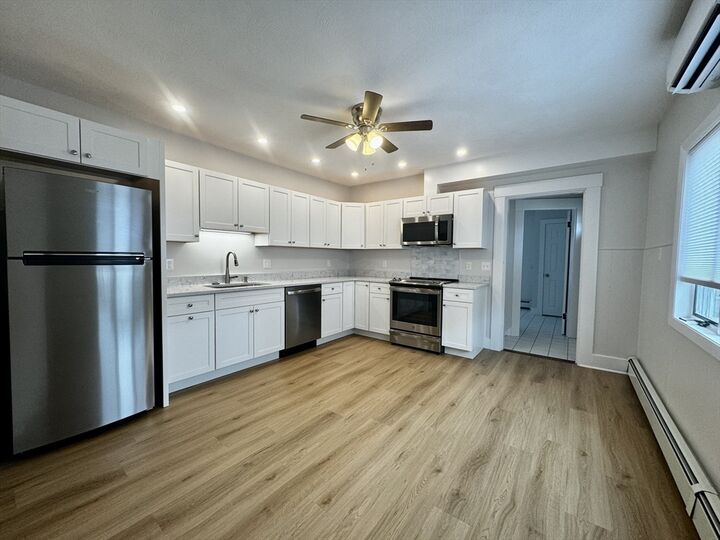 Property Photo:  85 Pine Street 2  MA 02453 