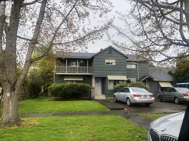 1539 Villard St  Eugene OR 97403 photo
