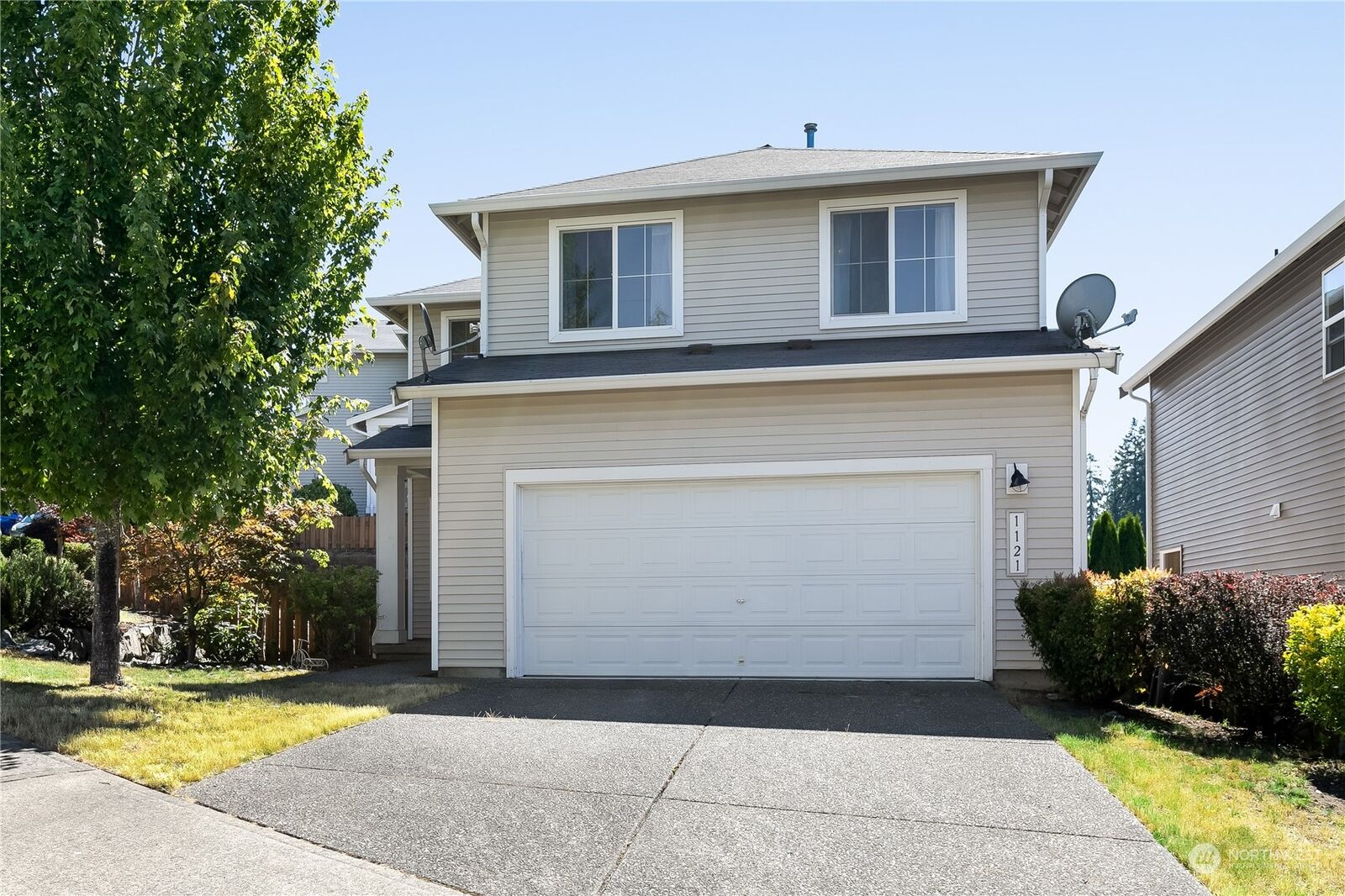 Property Photo:  1121 Ebbets Drive SW  WA 98512 