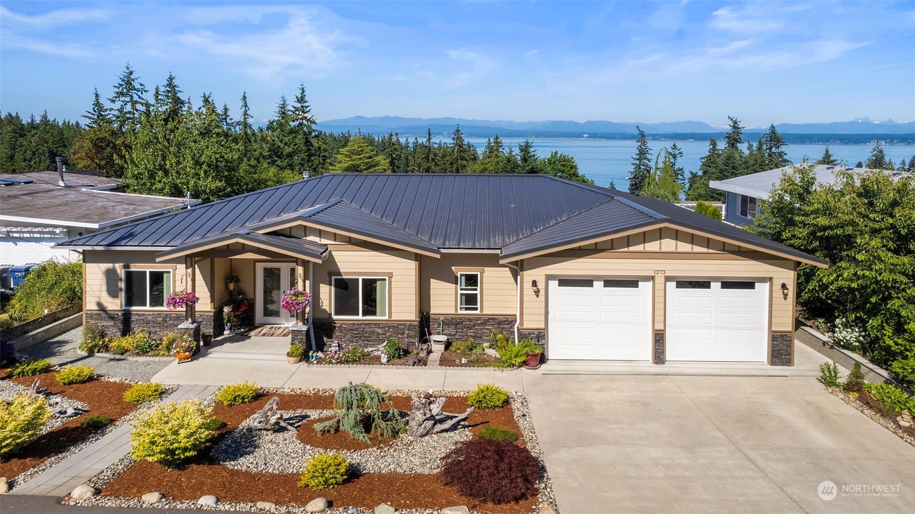 Property Photo:  1273 Terrace Place  WA 98282 