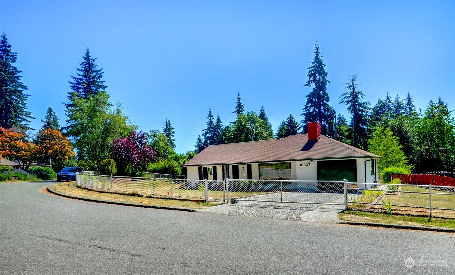 16337 Interlake Avenue N  Shoreline WA 98133 photo