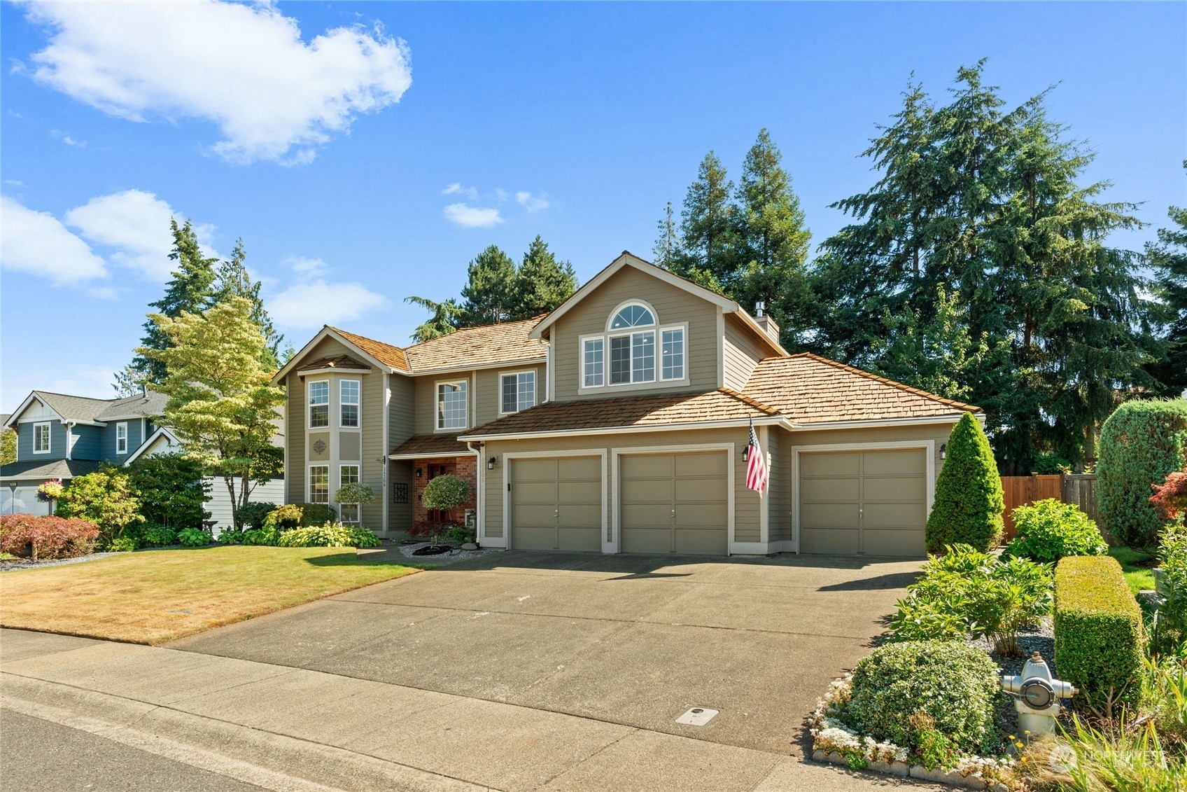 Property Photo:  16206 135th Avenue E  WA 98374 