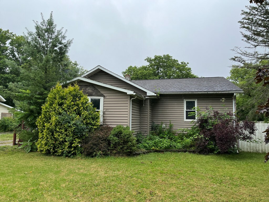 Property Photo:  25 Ridge Road  NY 14845 