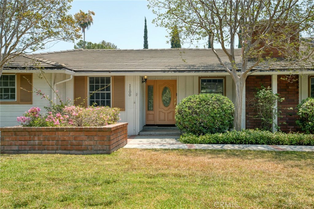 Property Photo:  1100 Valencia Mesa Drive  CA 92833 