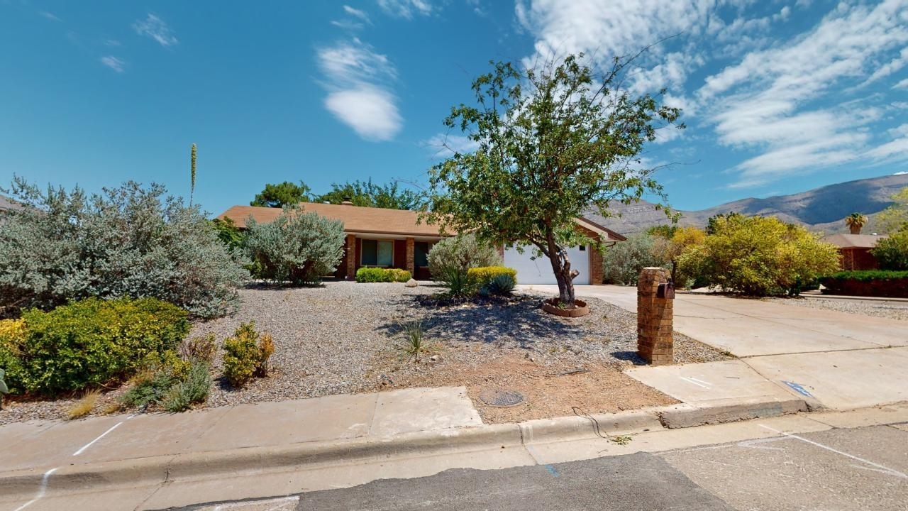 Property Photo: 3033 El Dorado NM 88310