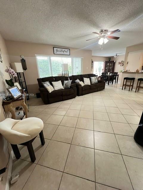 Property Photo:  815 W Boynton Beach Blvd 7-103  FL 33426 