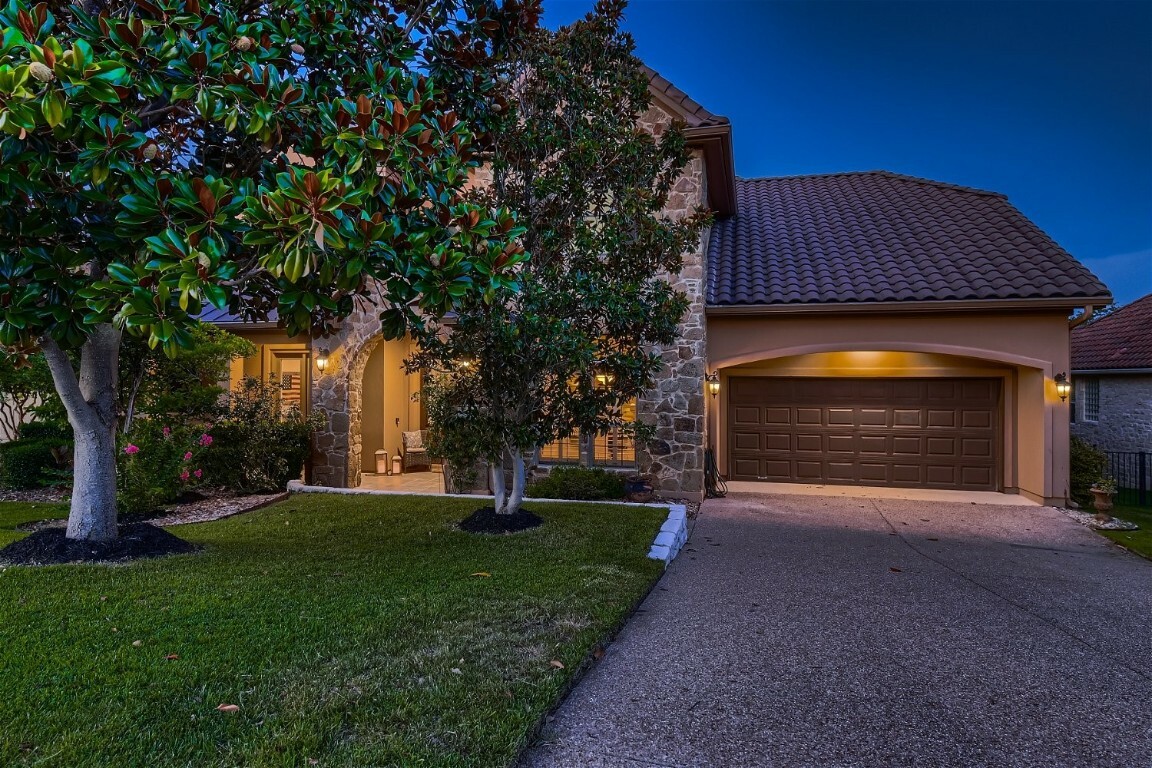 Property Photo:  4517 Bat Falcon Drive  TX 78738 