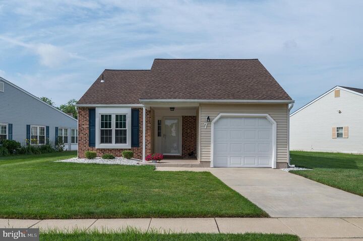 7 Bastian Drive  Mount Laurel NJ 08054 photo
