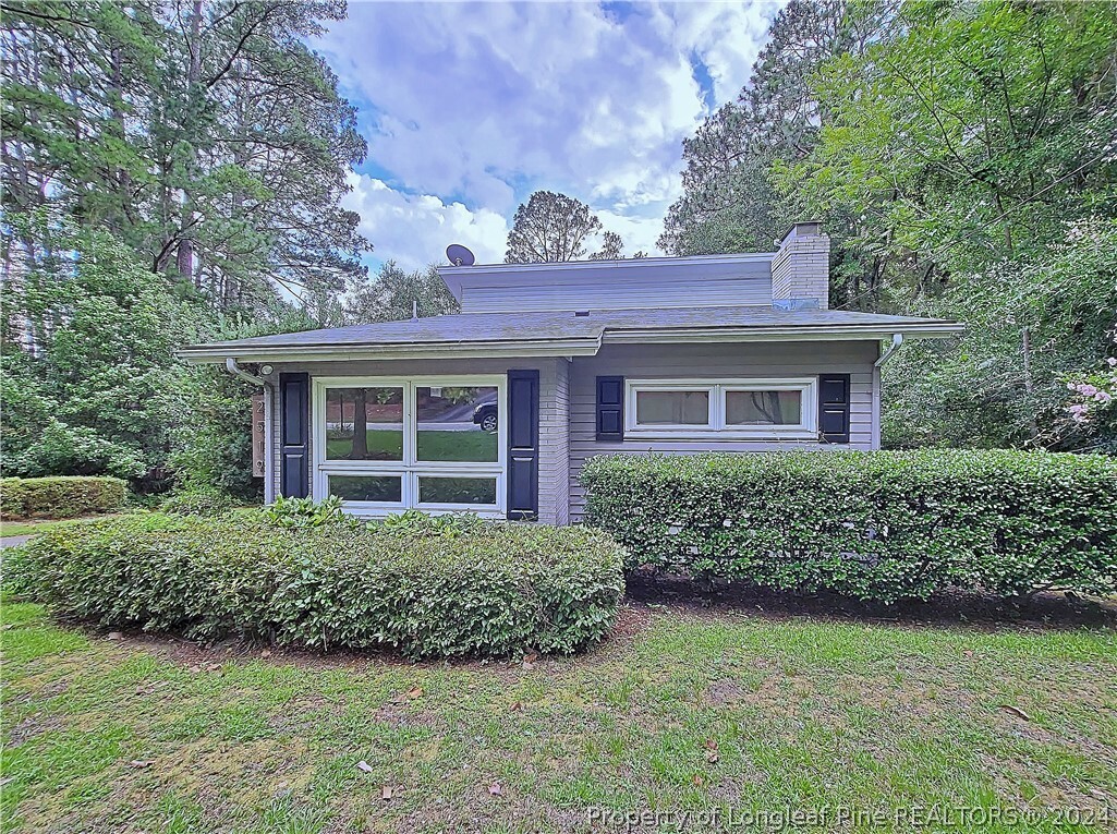 Property Photo:  2519 Mirror Lake Drive  NC 28303 