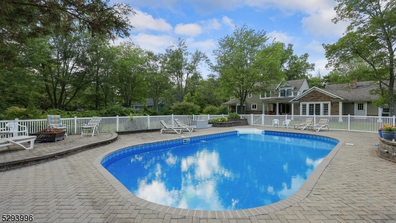 Property Photo:  158 Mountainview Rd  NJ 07059 