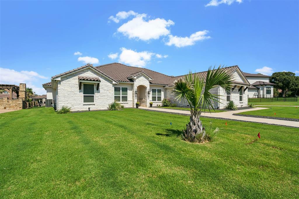 Photo de la propriété:  1609 Monterey Bay Court  TX 76048 