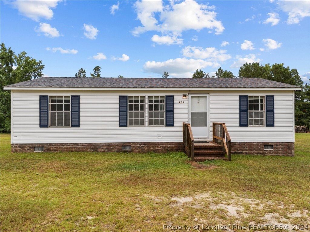 Property Photo: 979 Phillipi Ch Rd NC 28376
