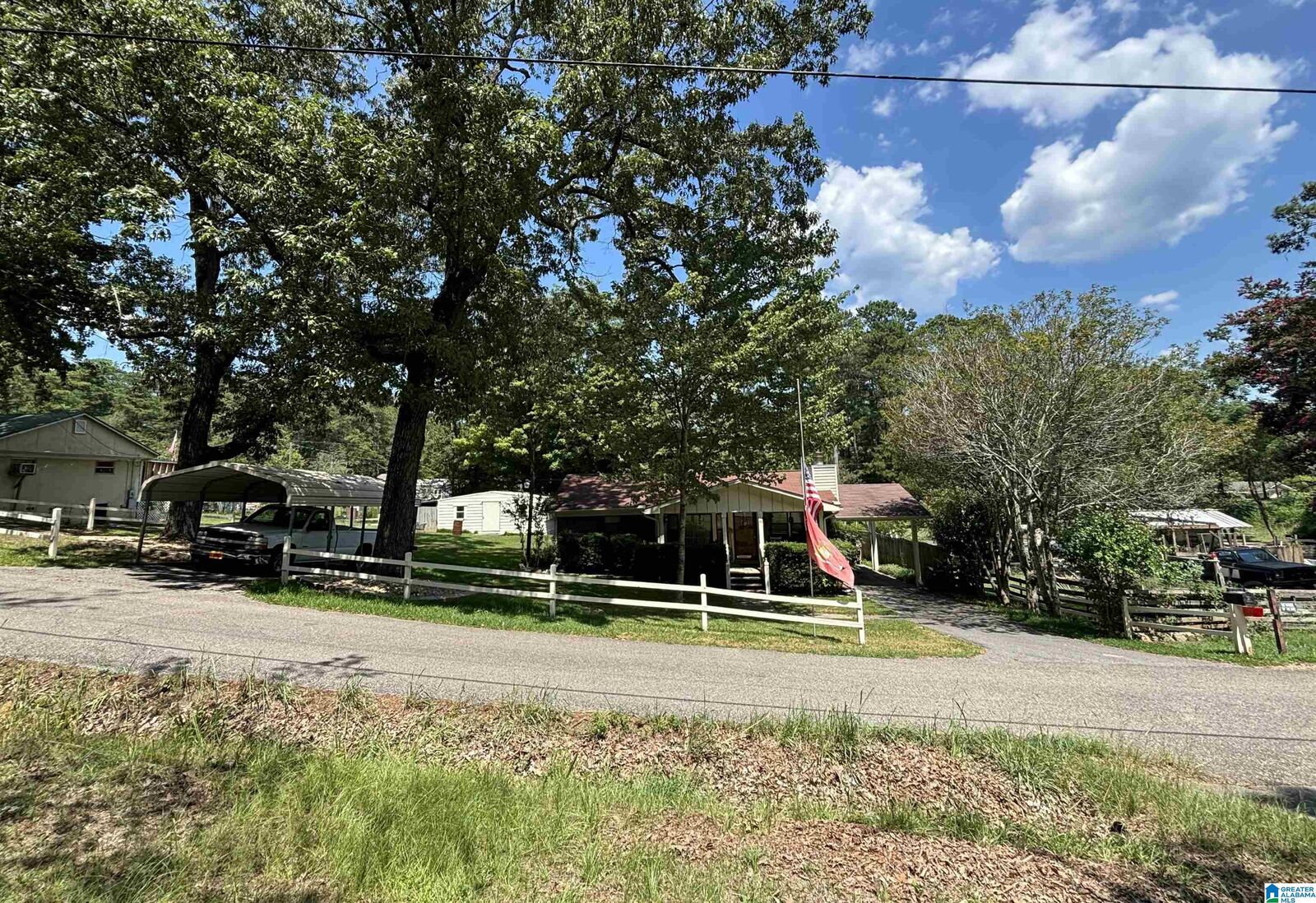 Property Photo:  90 1st Avenue  AL 35143 