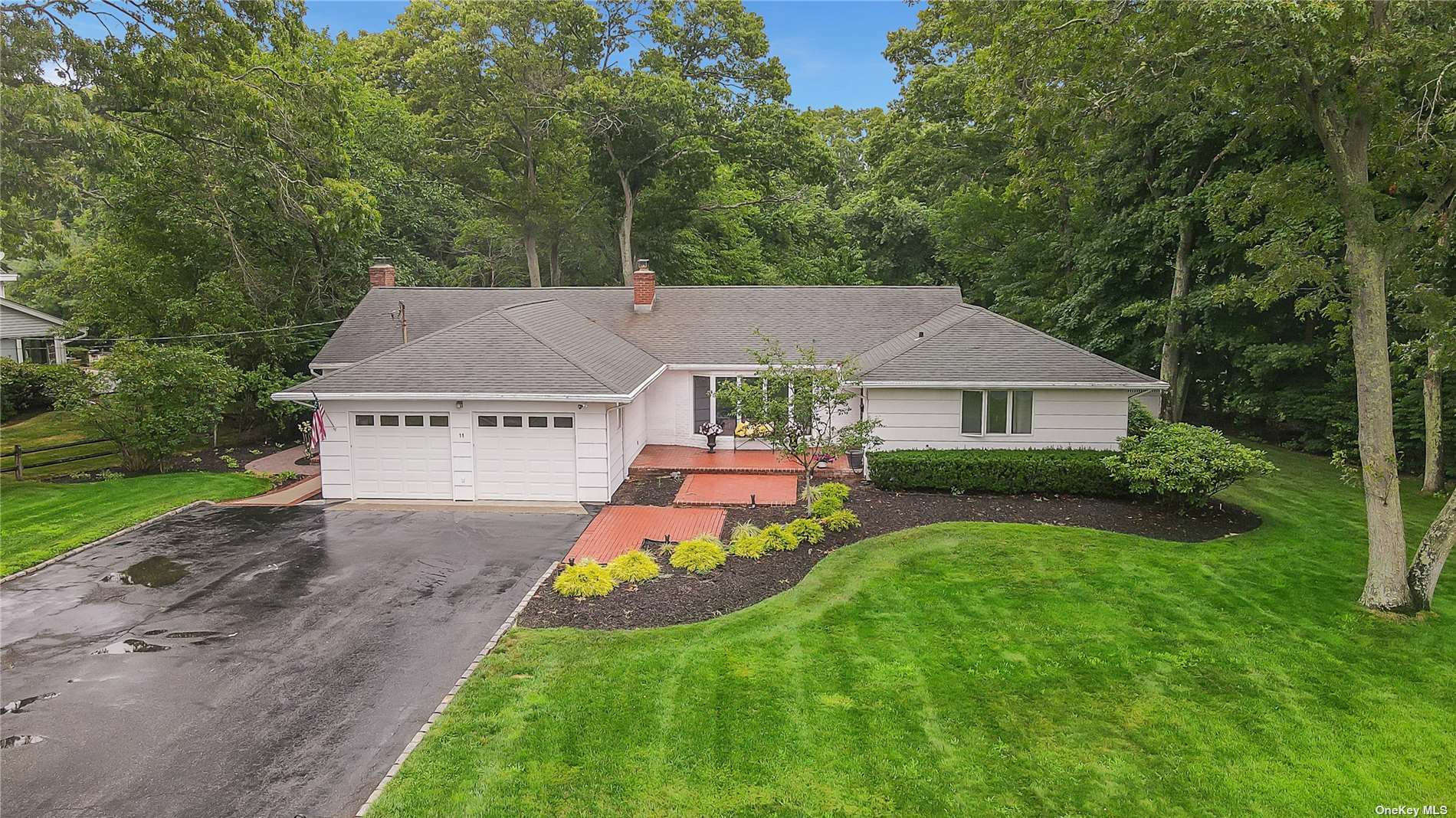 Property Photo:  11 S Pinelake Drive  NY 11772 