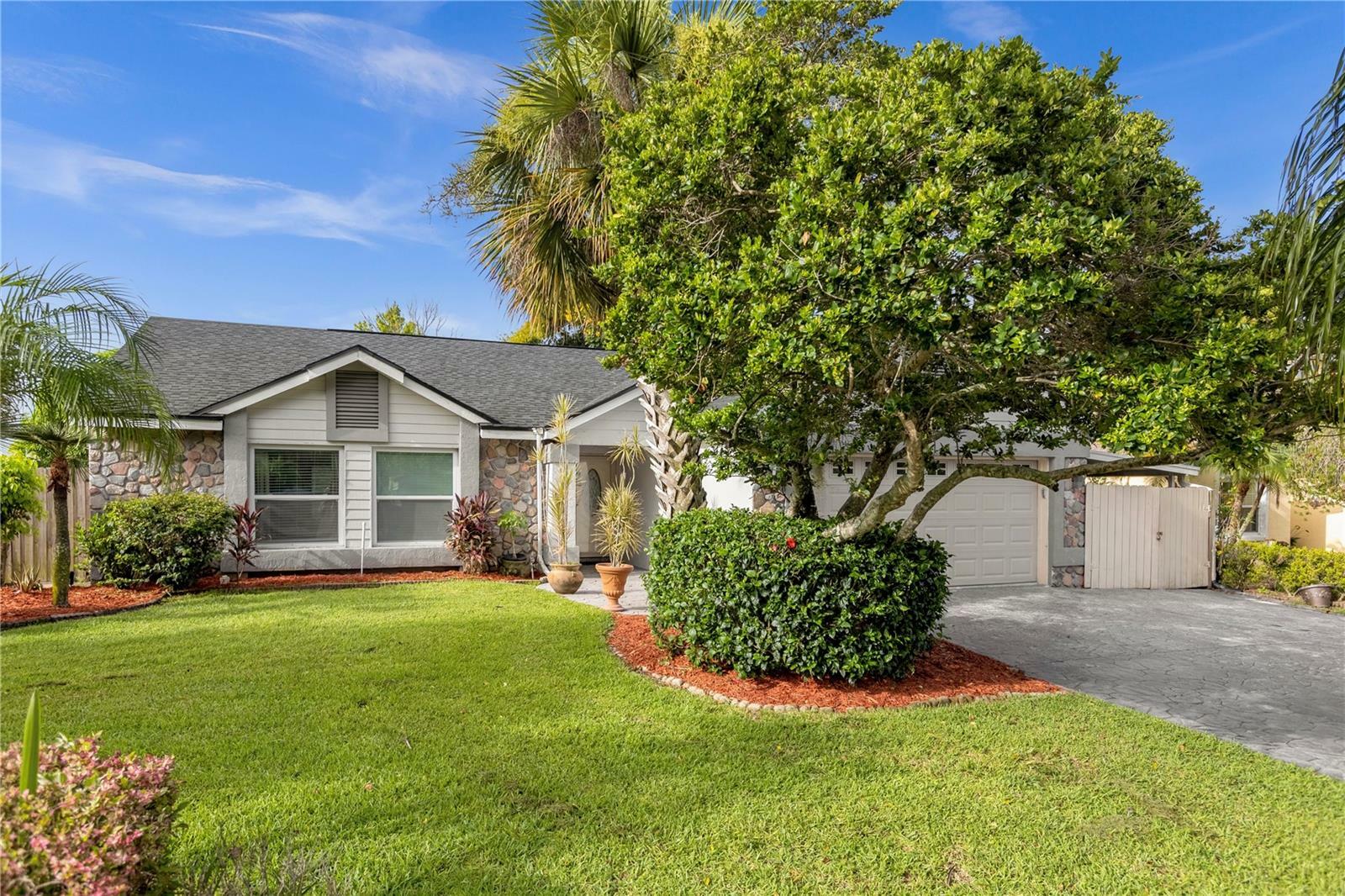 Property Photo:  2244 Rio Pinar Lakes Boulevard  FL 32822 