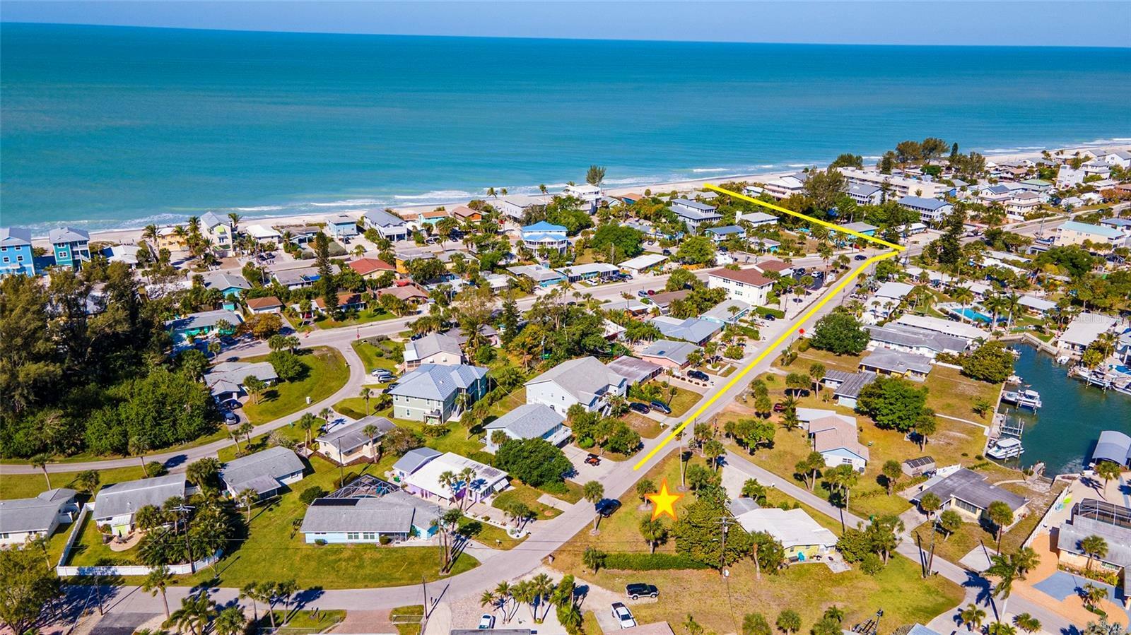 Property Photo: 1325 Holiday Drive FL 34223