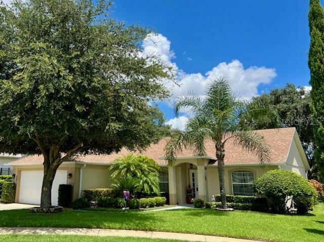 Property Photo:  113 Gentle Breeze Drive  FL 34715 