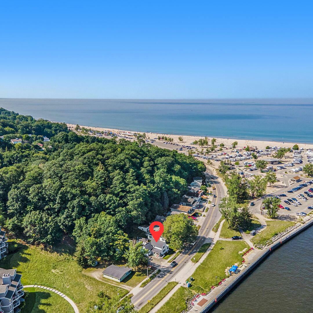 Property Photo:  834 S Harbor Drive  MI 49417 