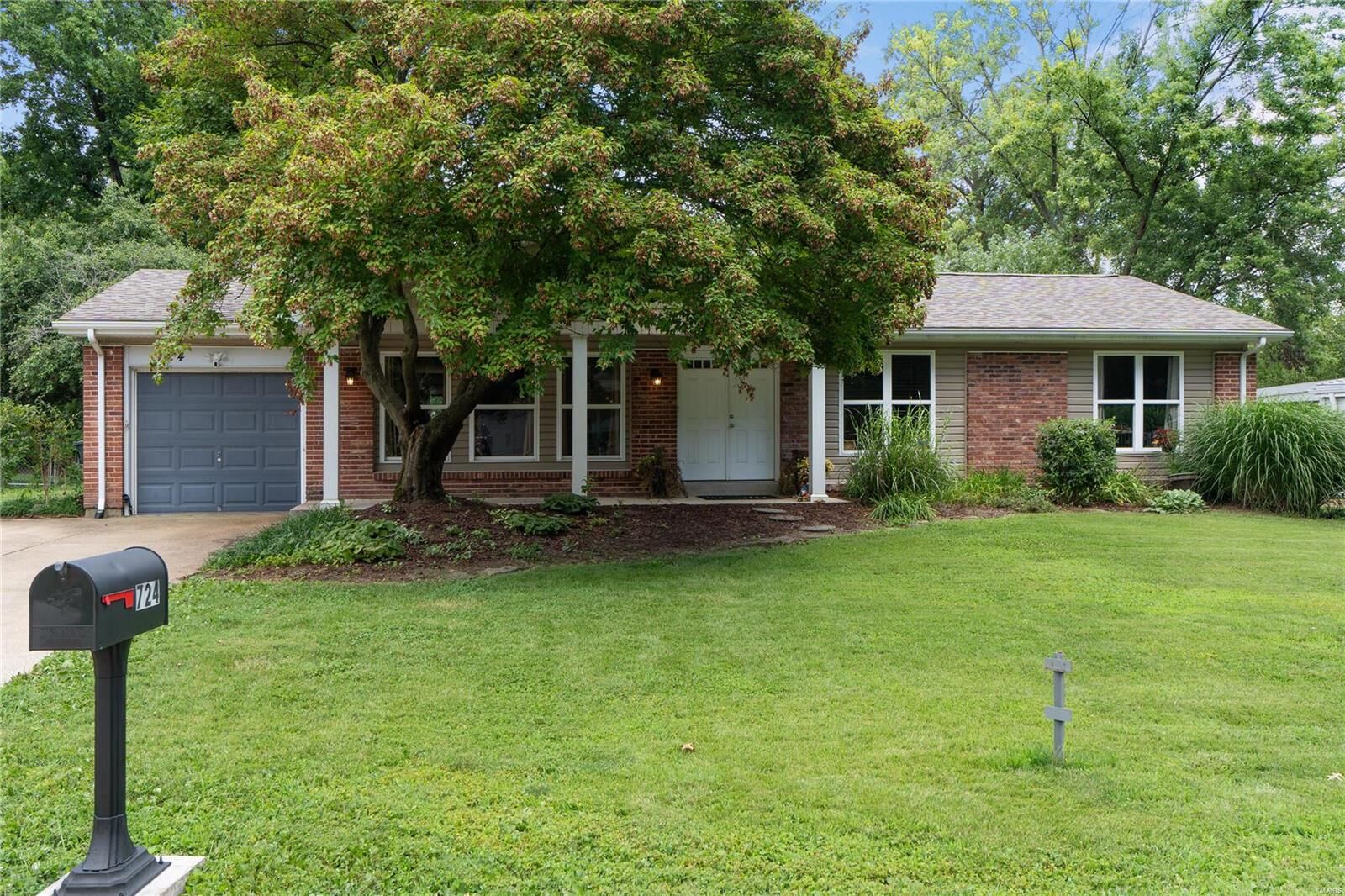 Property Photo: 724 Ambois Drive MO 63141