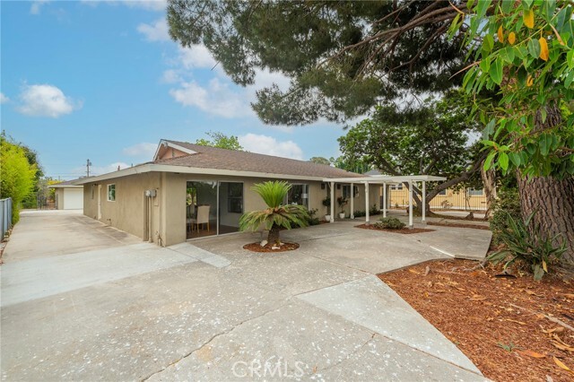 Property Photo:  856 N West Street  CA 92801 