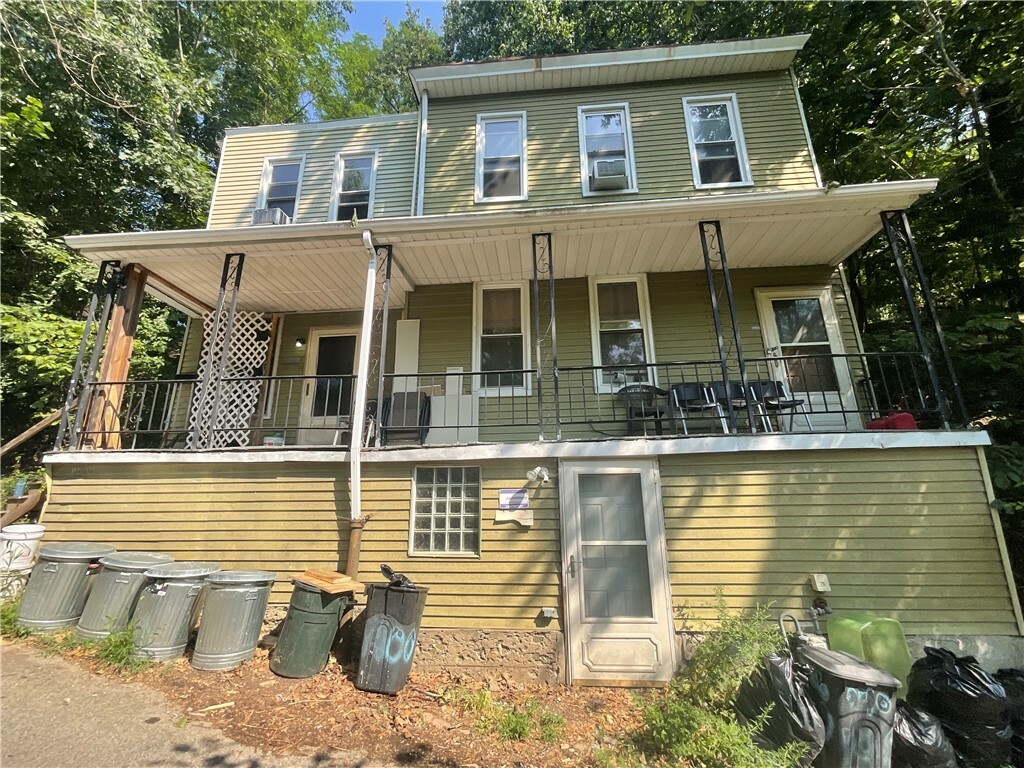 Property Photo:  1400 Reuben St  PA 15212 