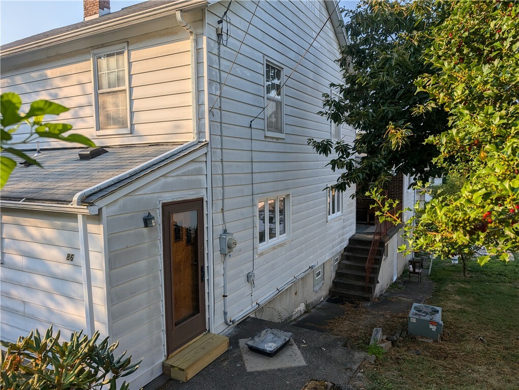 Property Photo:  86 Beech Street  PA 15350 