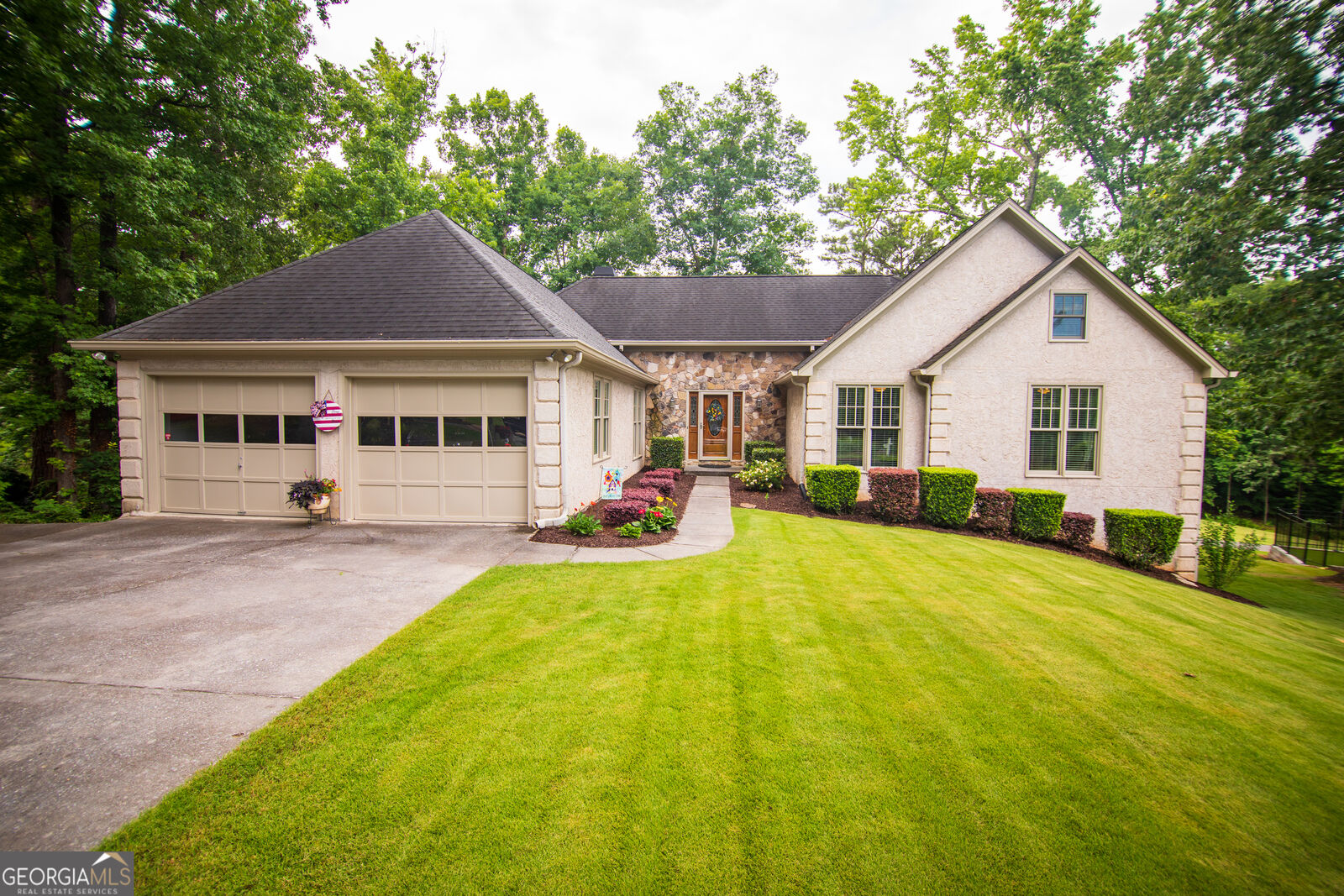 Property Photo: 5793 Brookstone View NW GA 30101