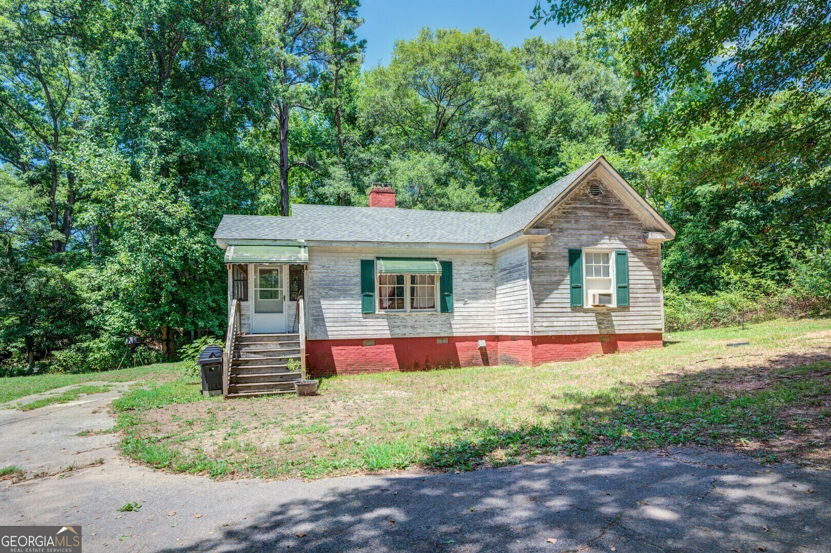 Property Photo:  58 S Broad Street  GA 30014 