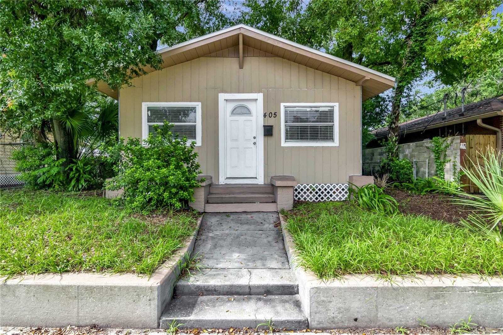 Property Photo:  405 E Dr Martin Luther King Jr Boulevard  FL 33603 