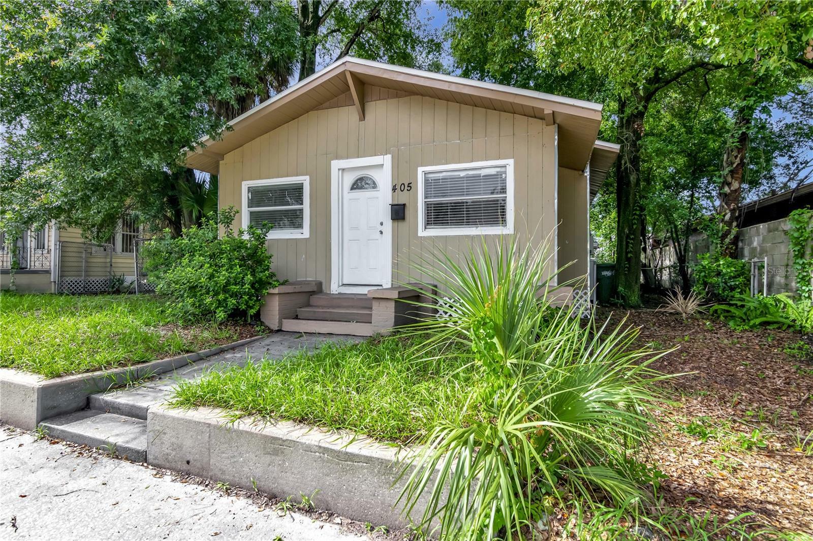 Property Photo:  405 E Dr Martin Luther King Jr Boulevard  FL 33603 