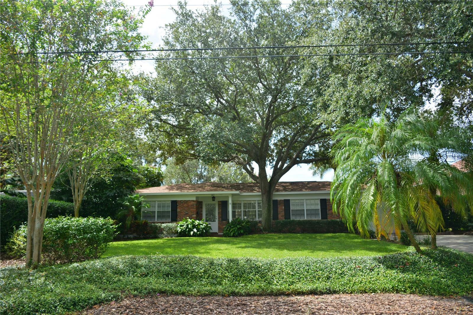 Property Photo:  3012 W Fair Oaks Avenue  FL 33611 