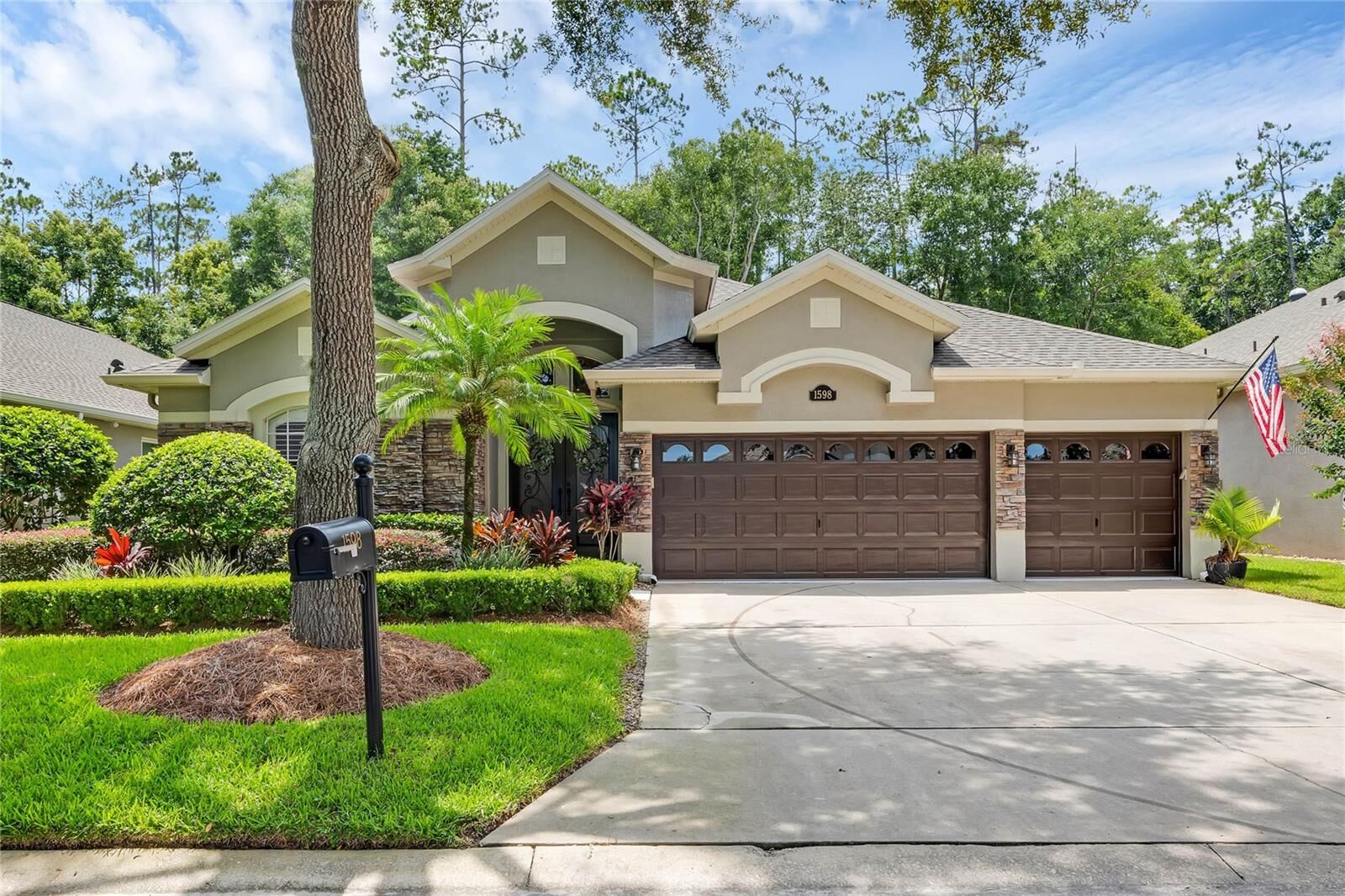 Property Photo:  1598 Cherry Blossom Terrace  FL 32746 