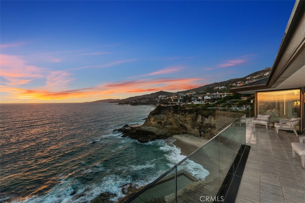 32 N La Senda Drive  Laguna Beach CA 92651 photo