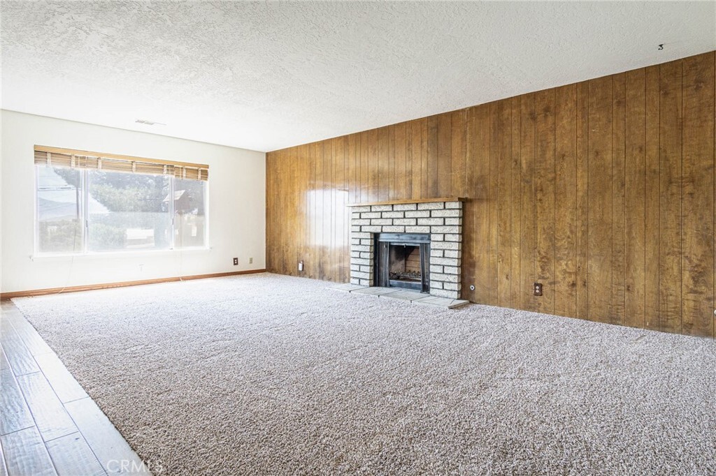 Property Photo: 8876 I Avenue CA 92345
