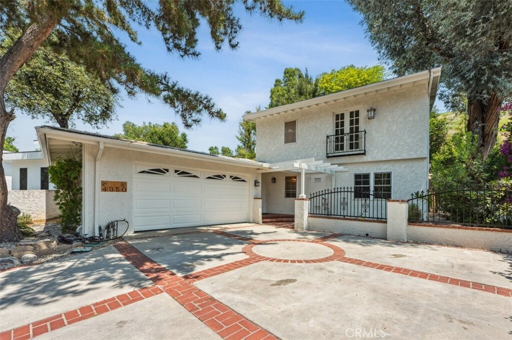 Property Photo:  4950 Dunman Avenue  CA 91364 