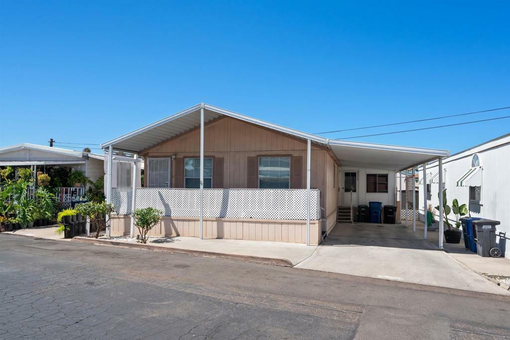 Property Photo:  677 G St 139  CA 91910 