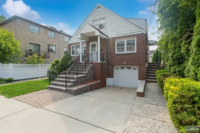 Property Photo:  2278 Center Avenue  NJ 07024 