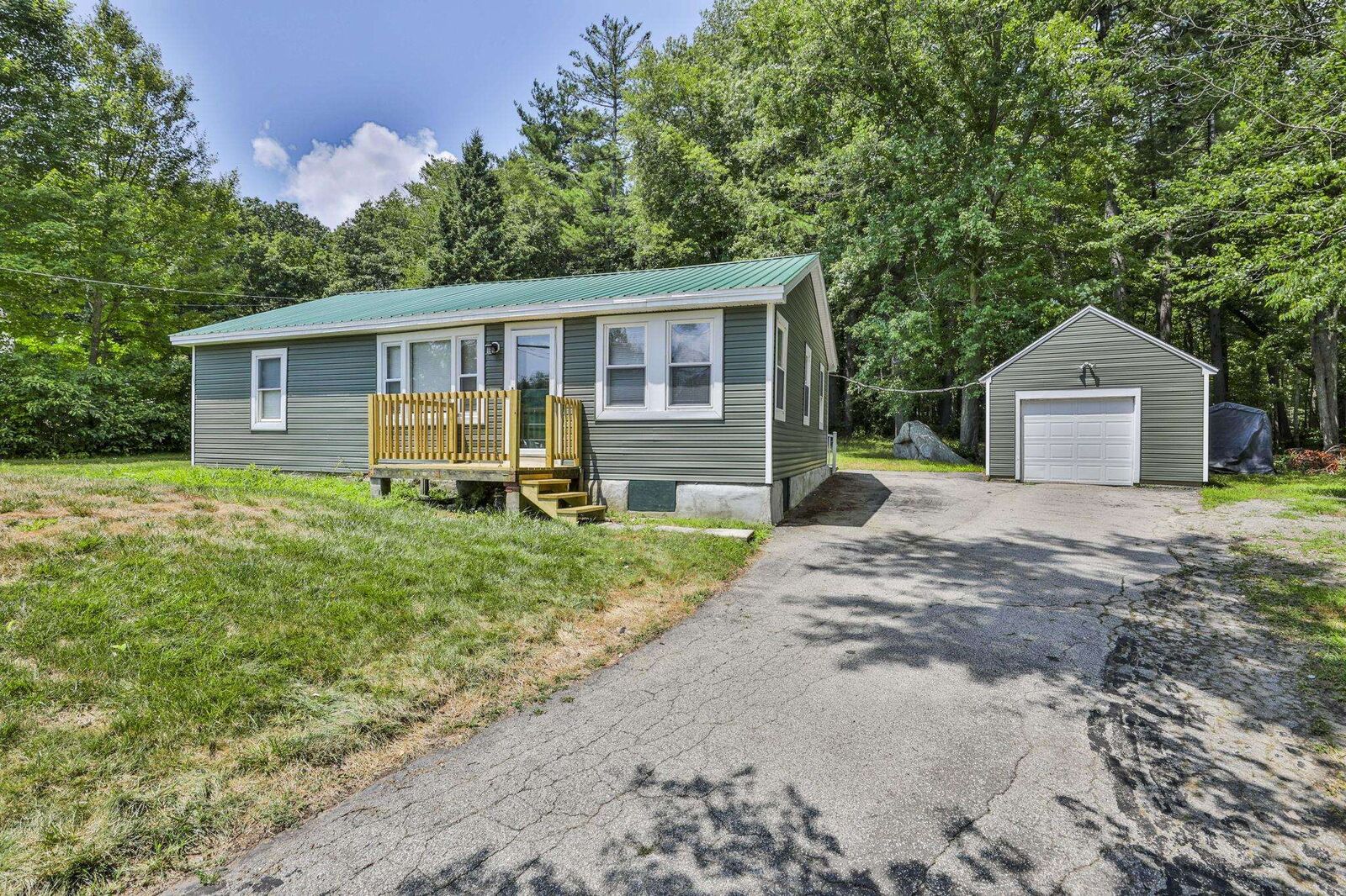 Property Photo:  166 Rockingham Road  NH 03032 