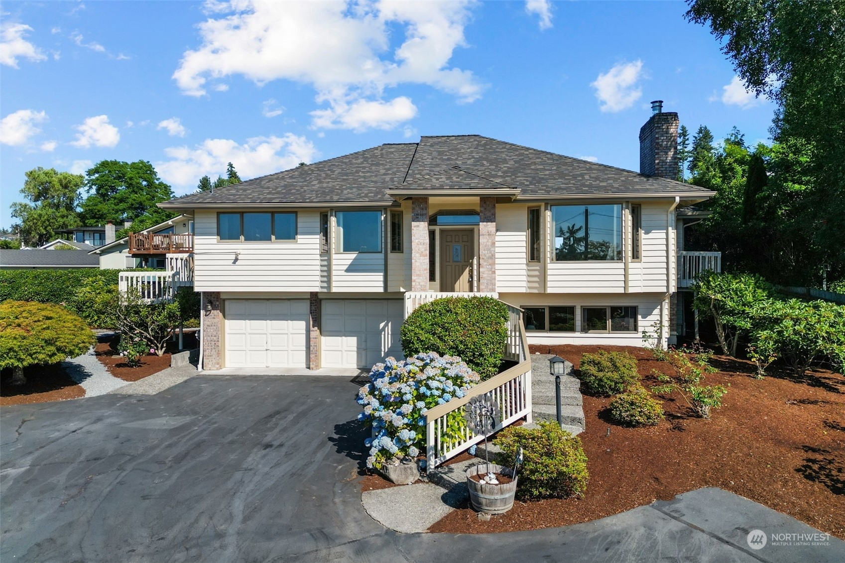 Property Photo:  3715 Upland Avenue  WA 98203 