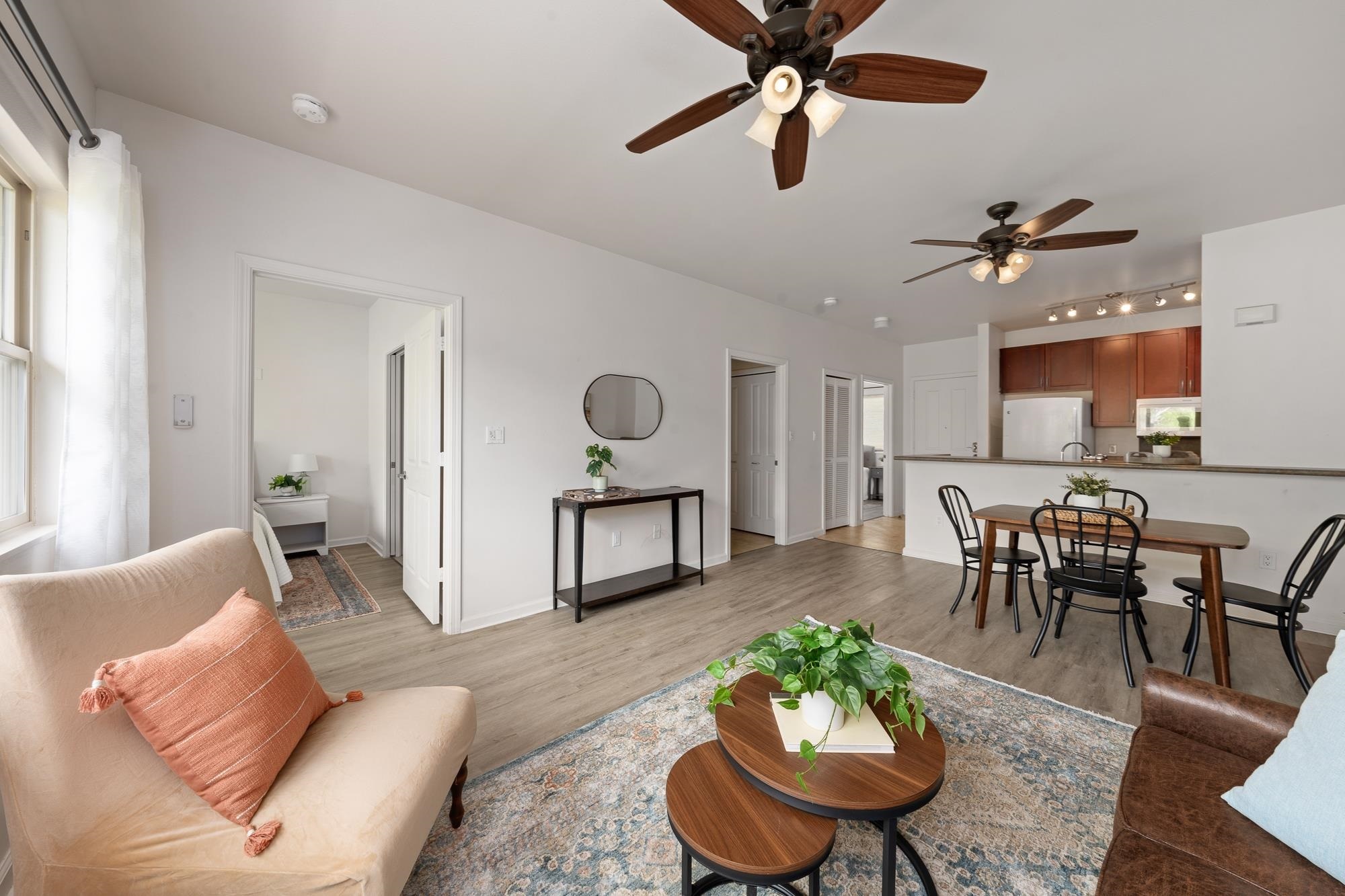 Property Photo: 215 Hooulu Ln 1206 HI 96793