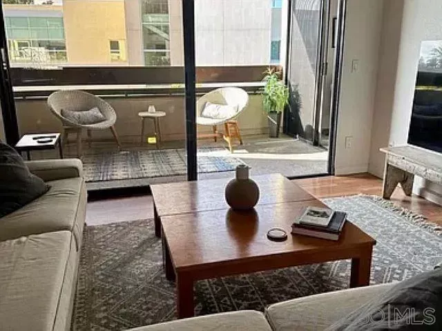 Property Photo:  376 Center St 304  CA 91910 