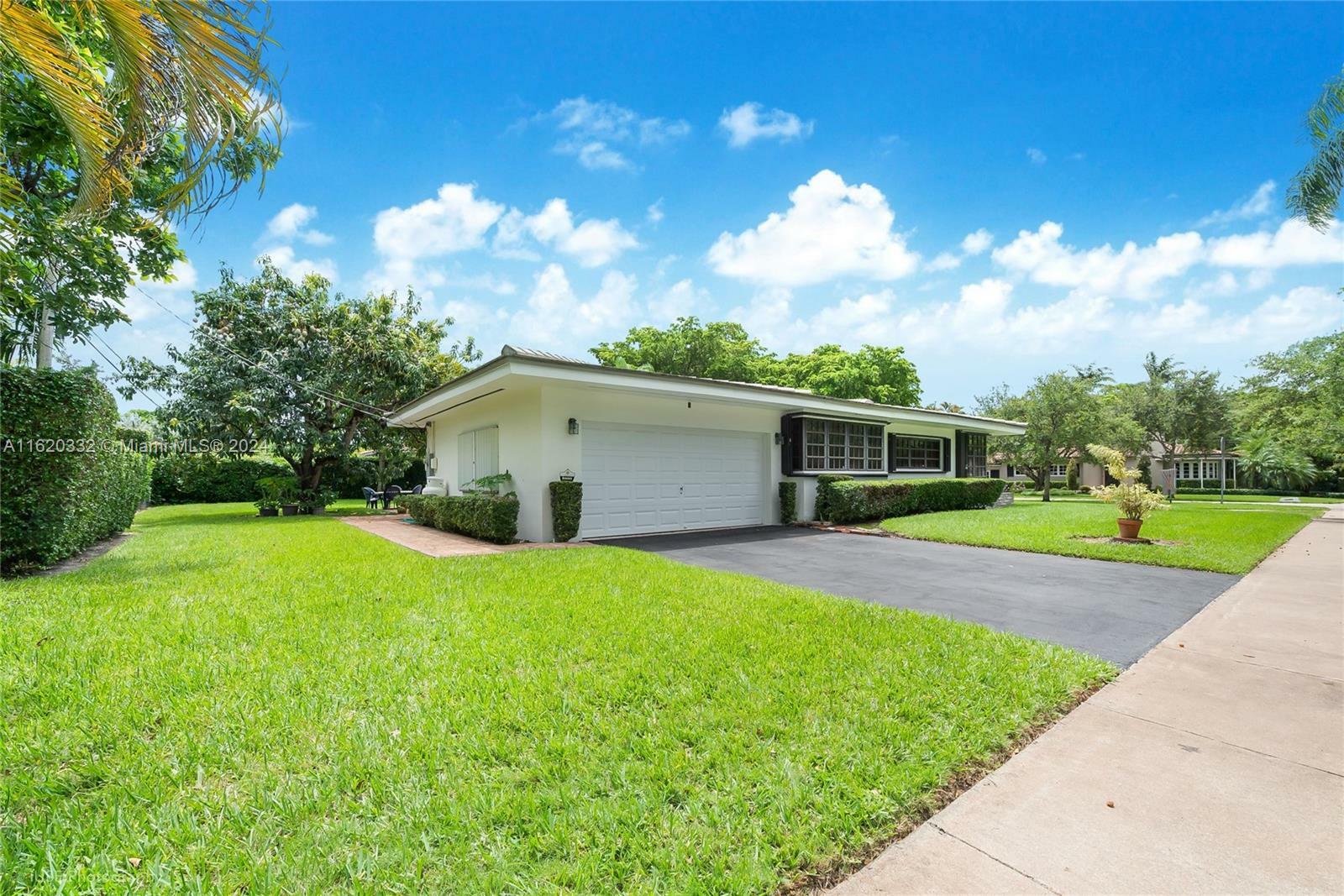 Property Photo:  545 Zamora Ave  FL 33134 