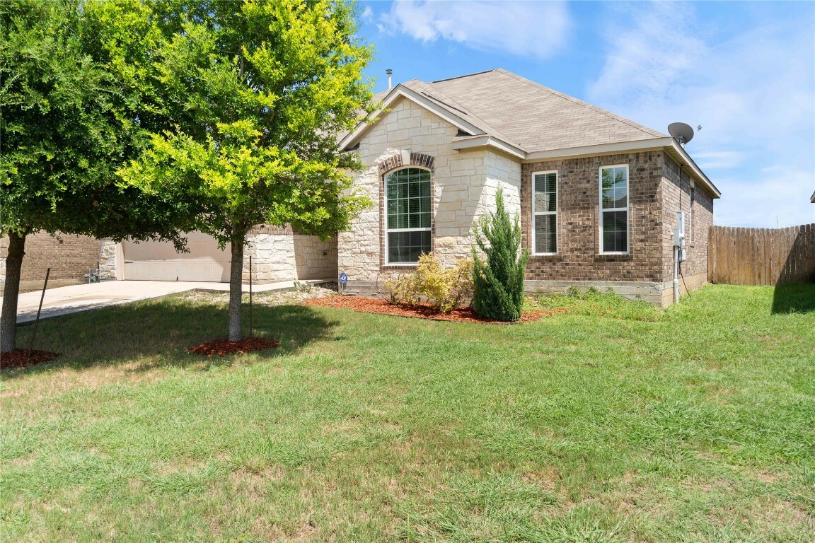 Property Photo:  1193 Violet Lane  TX 78640 