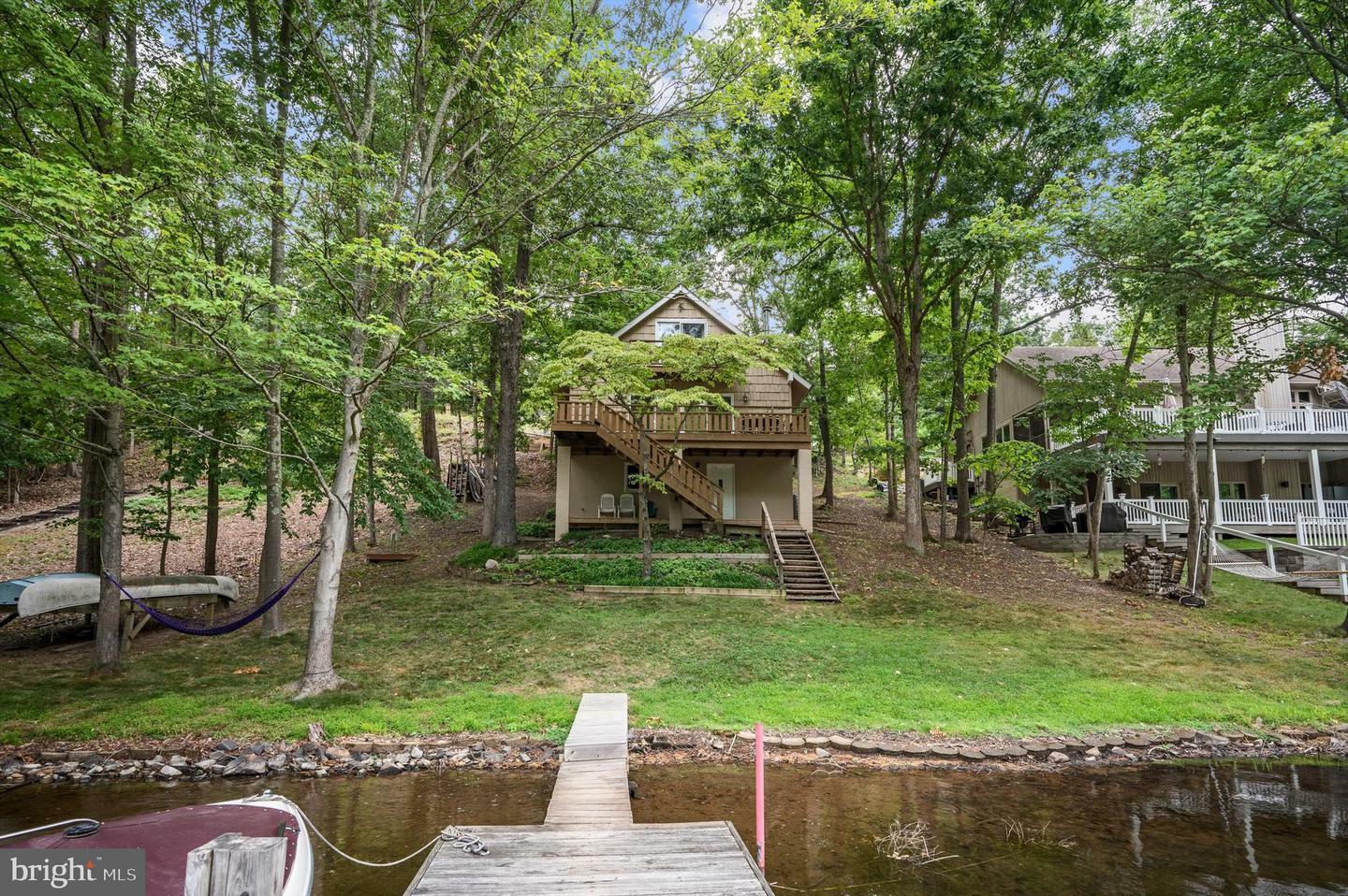 Property Photo:  635 Lakeview Drive  VA 22625 